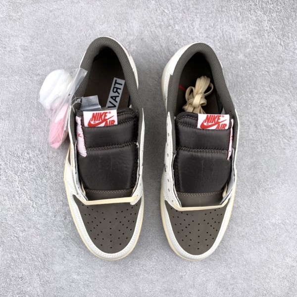 Jordan 1 Retro Low OG SP Travis Scott Reverse Mocha