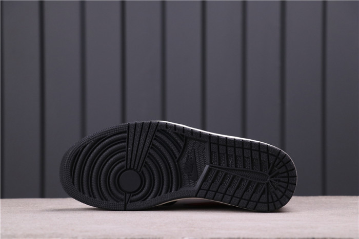 Jordan 1 Retro High Black Gym Red