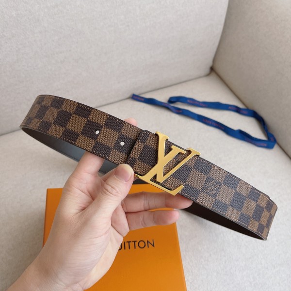 Louis Vuitton Belt 1 (width 4cm)