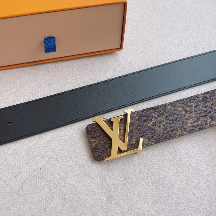 Louis Vuitton Belt 1 (width 4cm)