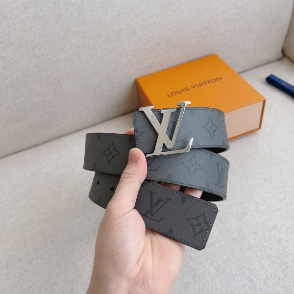 Louis Vuitton Belt 1 (width 4cm)
