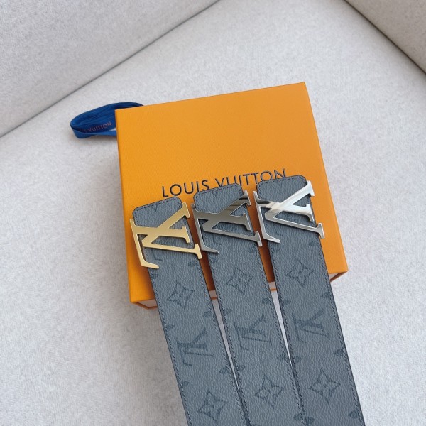 Louis Vuitton Belt 1 (width 4cm)