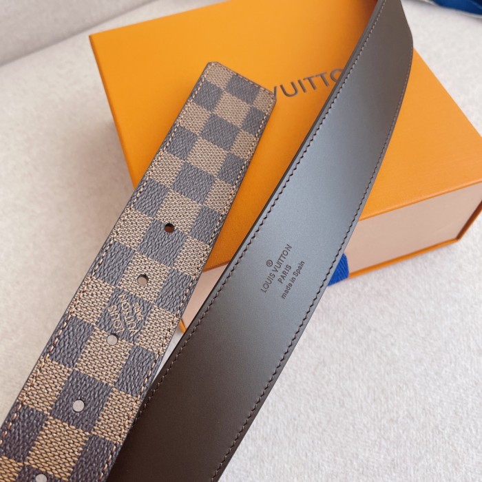 Louis Vuitton Belt 1 (width 4cm)