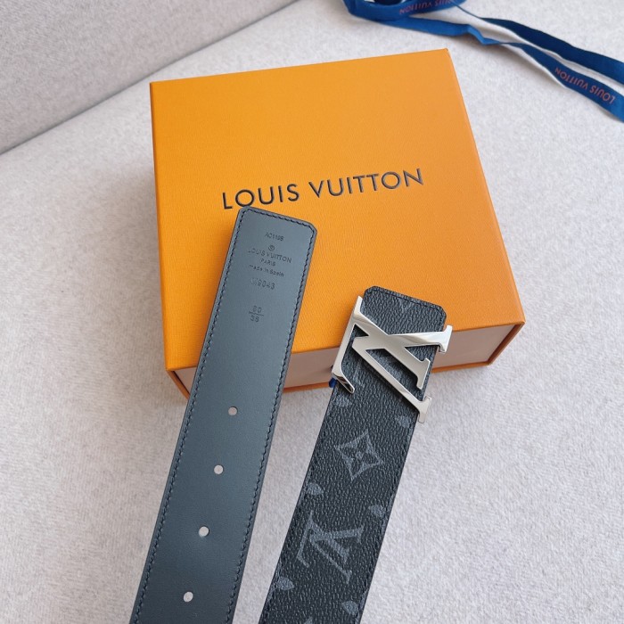 Louis Vuitton Belt 1 (width 4cm)