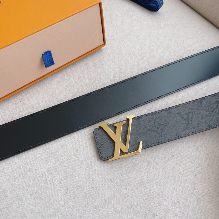 Louis Vuitton Belt 1 (width 4cm)