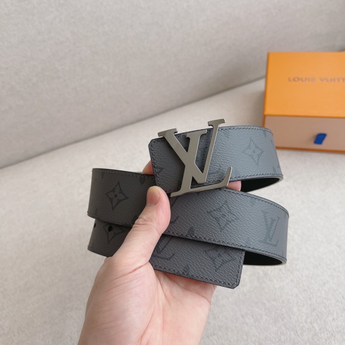 Louis Vuitton Belt 1 (width 4cm)