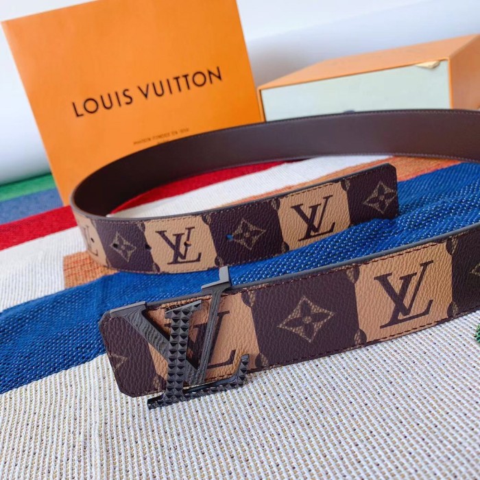 Louis Vuitton Belt 2 (width 4cm)