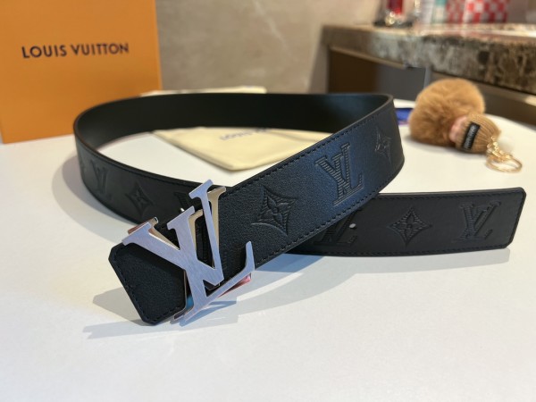 Louis Vuitton Belt 4 (width 4cm)
