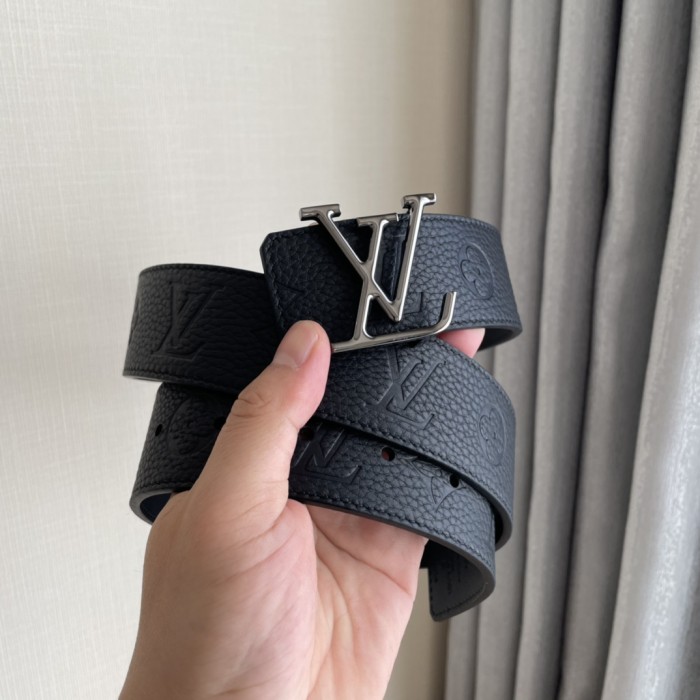 Louis Vuitton Belt 6 (width 4cm)