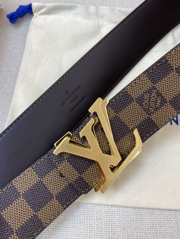 Louis Vuitton Belt 5 (width 4cm)