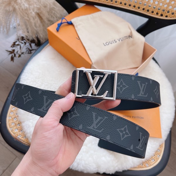 Louis Vuitton Belt 3 (width 4cm)