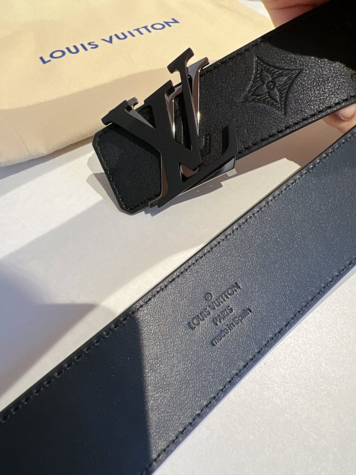 Louis Vuitton Belt 4 (width 4cm)
