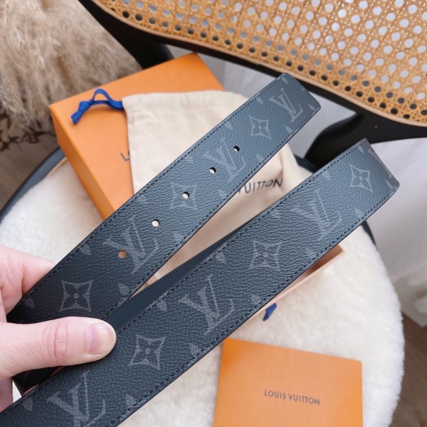 Louis Vuitton Belt 3 (width 4cm)