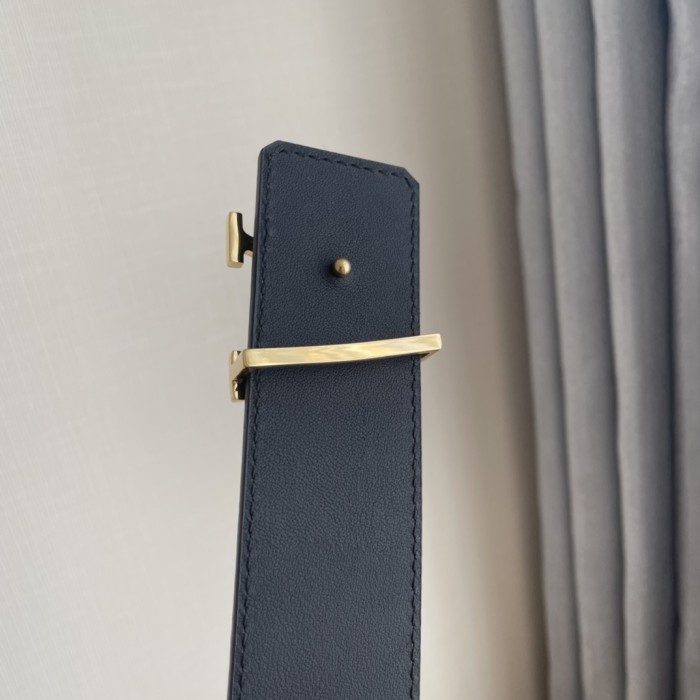 Louis Vuitton Belt 6 (width 4cm)