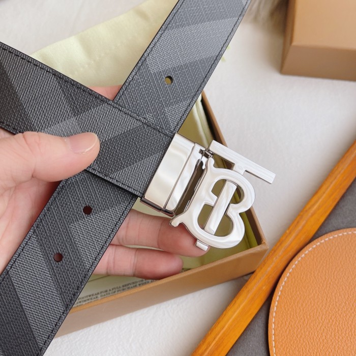 Burberry Belt 1 (width 3.5cm)