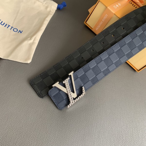 Louis Vuitton Belt 11 (width 4cm)
