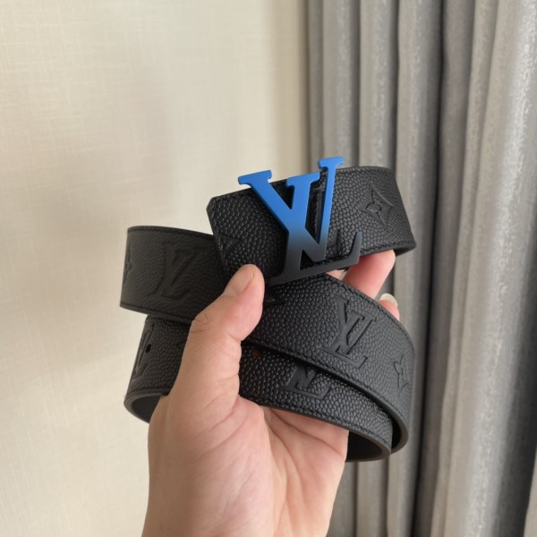 Louis Vuitton Belt 9 (width 4cm)