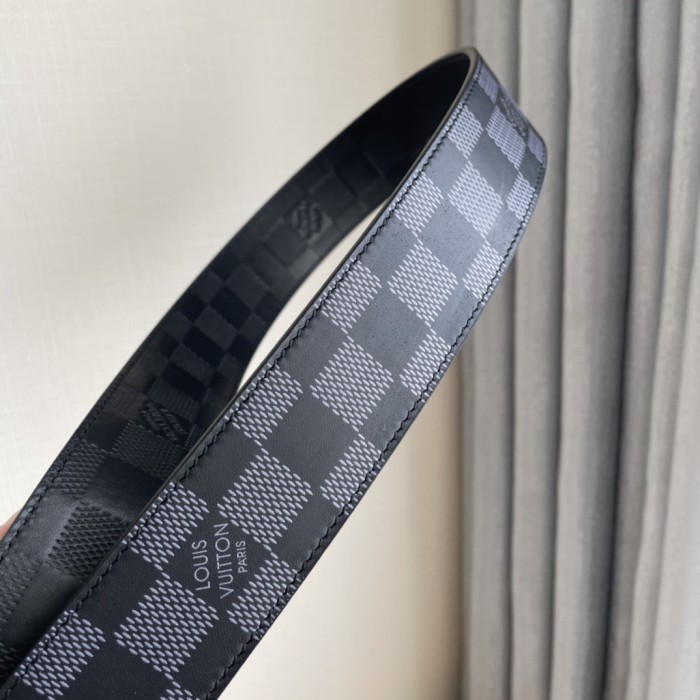 Louis Vuitton Belt 9 (width 4cm)