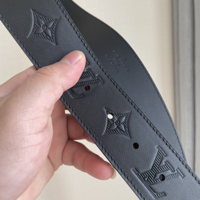 Louis Vuitton Belt 9 (width 4cm)