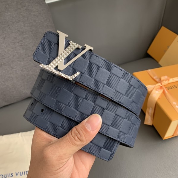 Louis Vuitton Belt 11 (width 4cm)