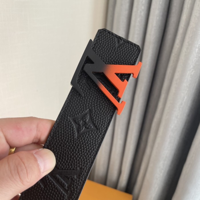 Louis Vuitton Belt 9 (width 4cm)