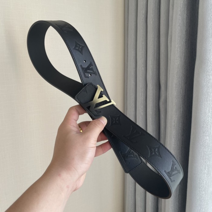 Louis Vuitton Belt 9 (width 4cm)