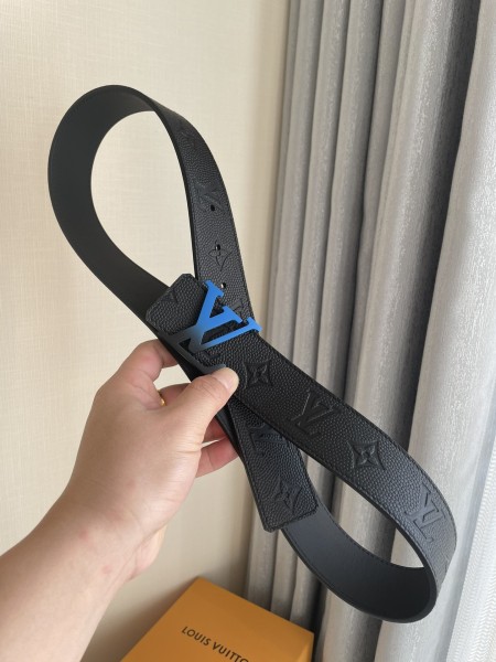 Louis Vuitton Belt 9 (width 4cm)