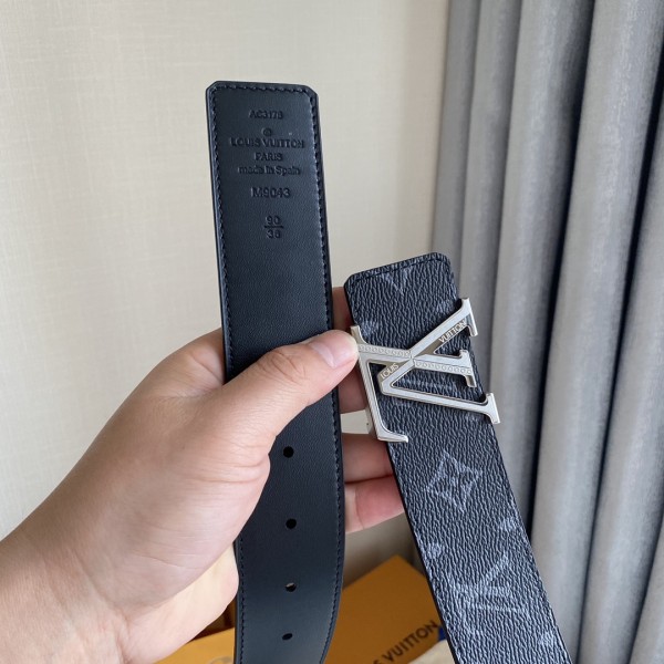 Louis Vuitton Belt 13 (width 4cm)