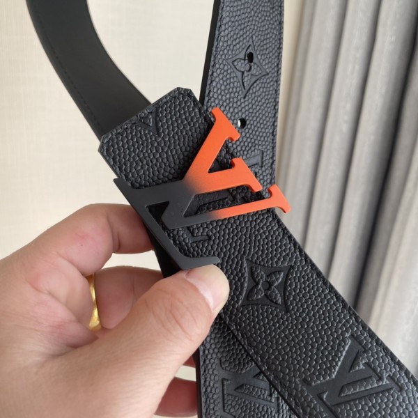 Louis Vuitton Belt 9 (width 4cm)