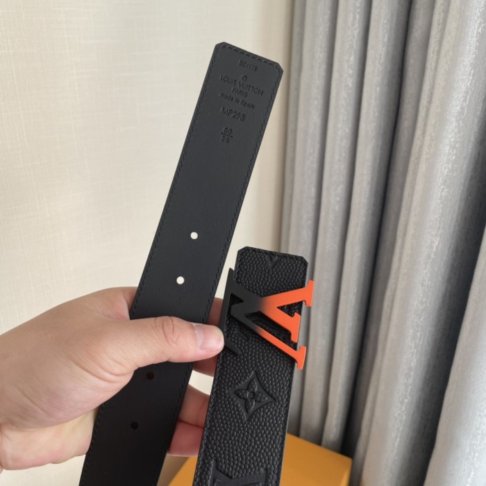 Louis Vuitton Belt 9 (width 4cm)