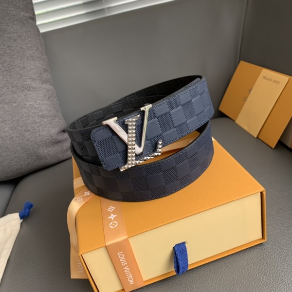 Louis Vuitton Belt 11 (width 4cm)