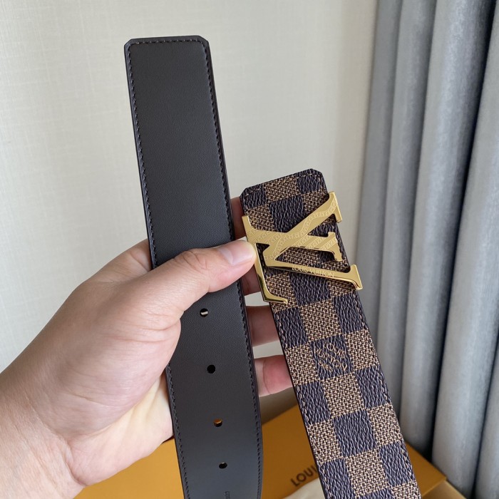 Louis Vuitton Belt 13 (width 4cm)