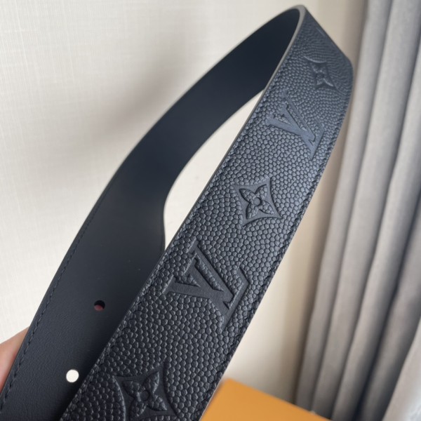 Louis Vuitton Belt 7 (width 4cm)