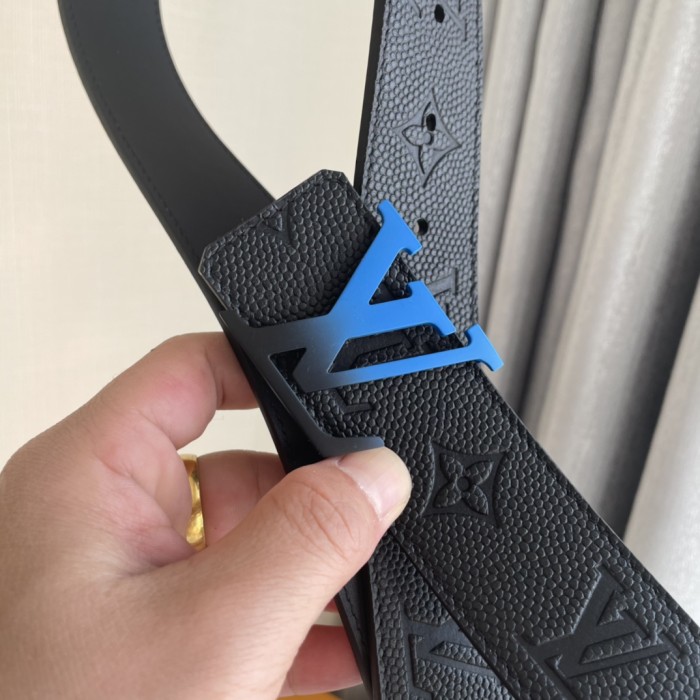 Louis Vuitton Belt 9 (width 4cm)