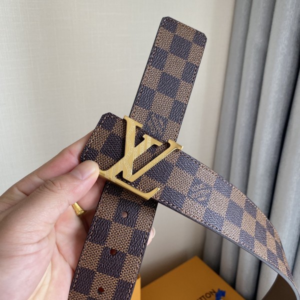 Louis Vuitton Belt 13 (width 4cm)
