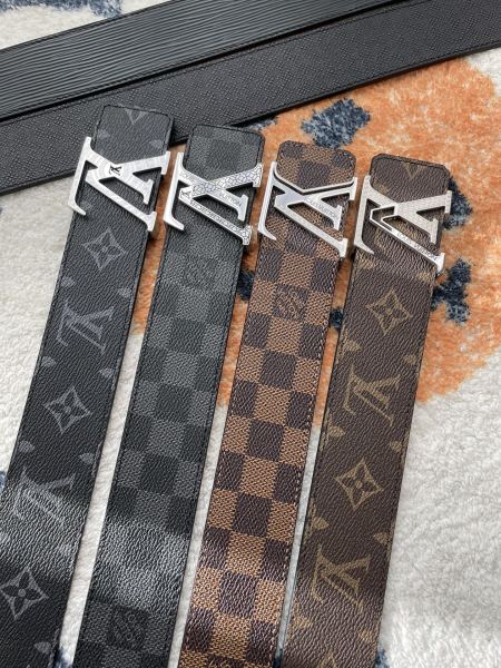 Louis Vuitton Belt 8 (width 4cm)