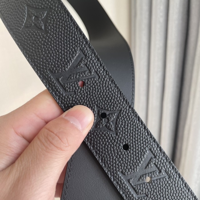 Louis Vuitton Belt 9 (width 4cm)