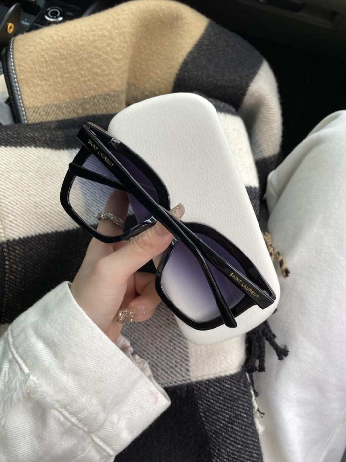 Sunglasses Saint Laurent SL318 size:65口15-145