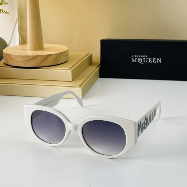 Sunglasses Alexander McQueen 0328s