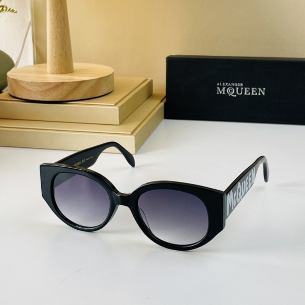 Sunglasses Alexander McQueen 0328s