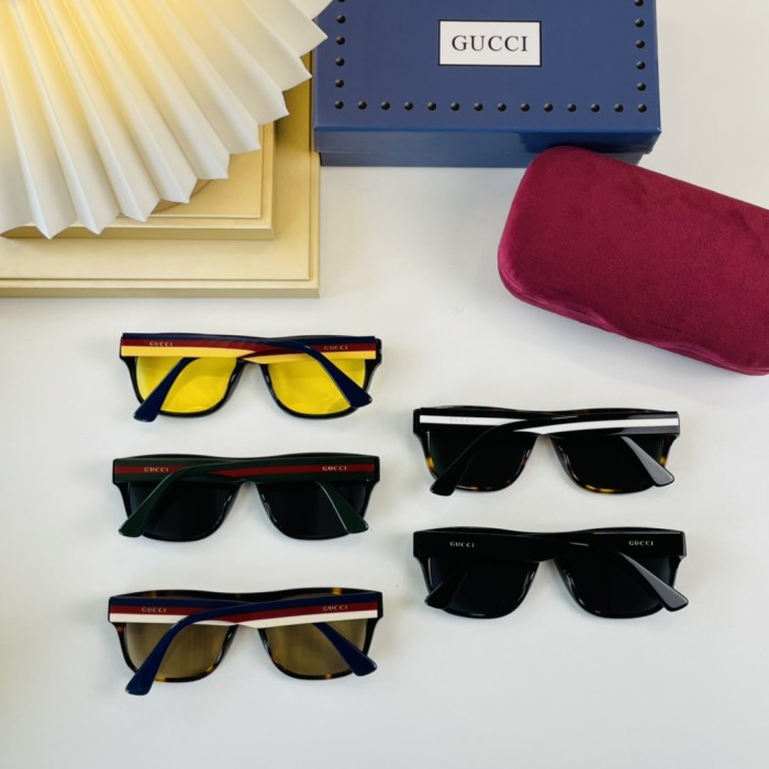 Sunglasses Gucci GG0341S size: 56口17-150
