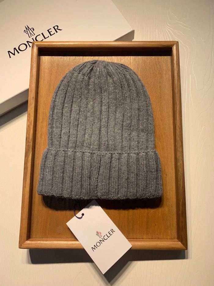 Hat Moncler 3