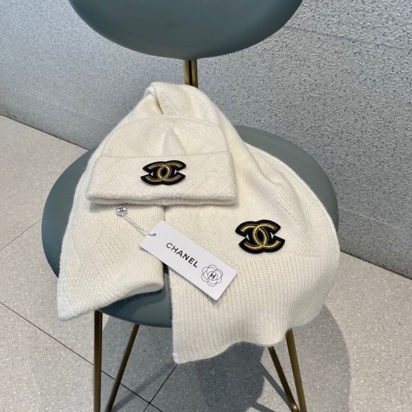 Hat & Scarf Chanel 2