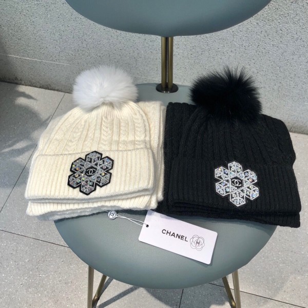 Hat & Scarf Chanel 3