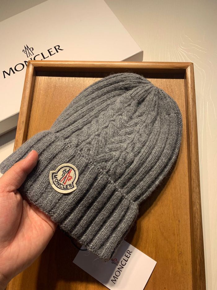 Hat Moncler 3