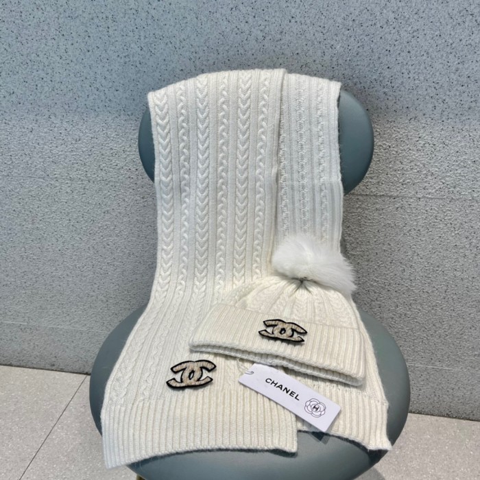 Hat & Scarf Chanel 5