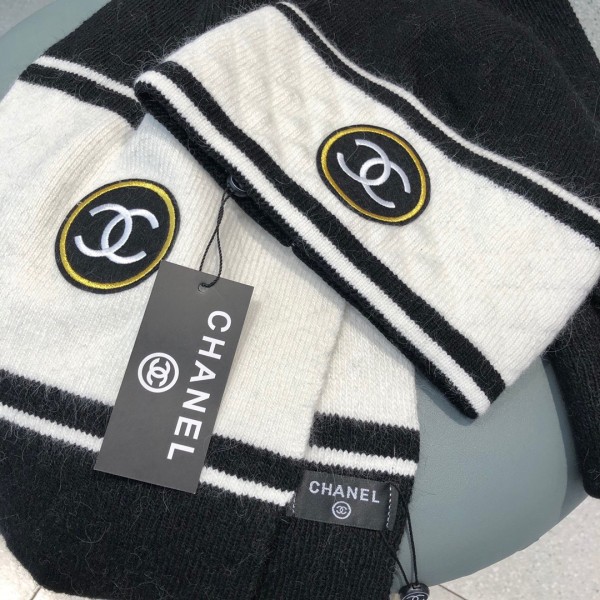 Hat & Scarf Chanel 1