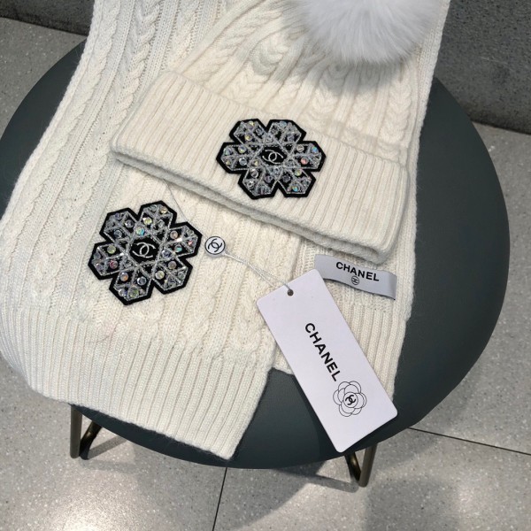 Hat & Scarf Chanel 3