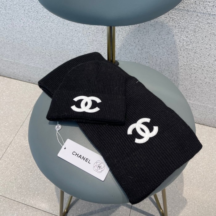 Hat & Scarf Chanel 4