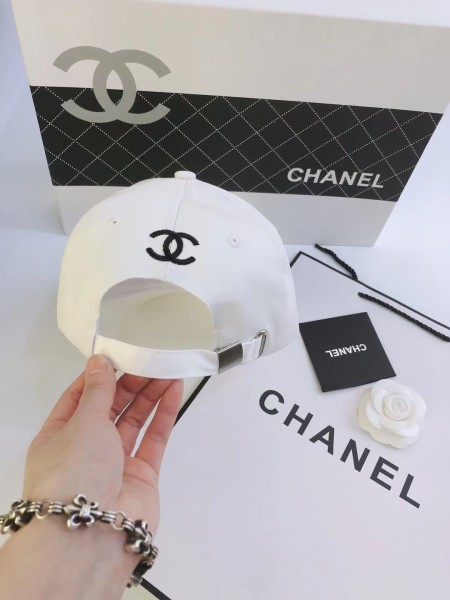 Hat Chanel 6